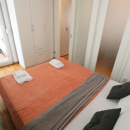 Twin Belville Apartament *