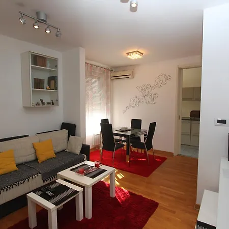 Twin Belville * Belgrade