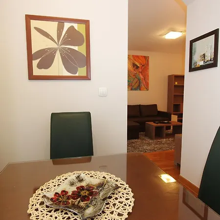 Twin Belville * Belgrad