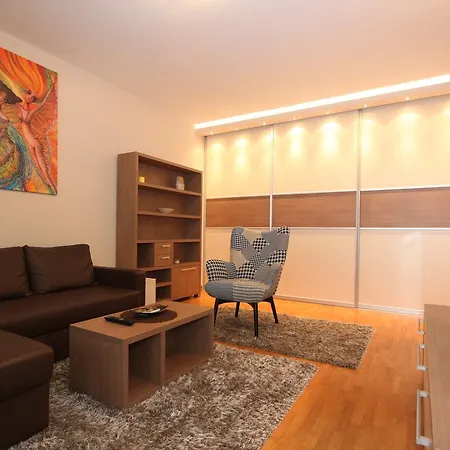 Twin Belville Apartment