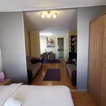 Twin Belville * Belgrado