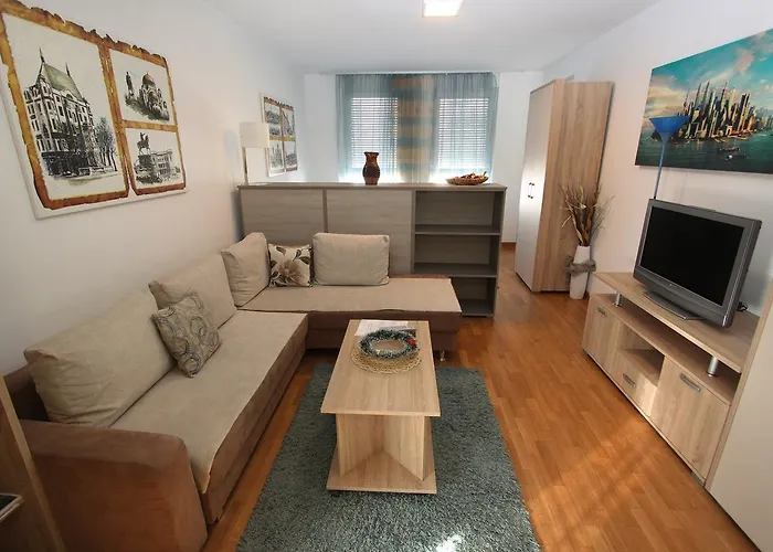 Twin Belville Daire *